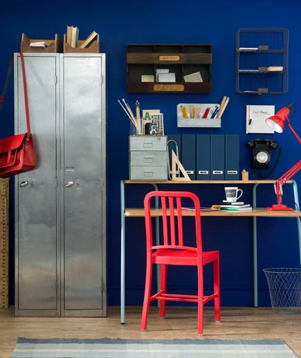 desk-red-chair_gal