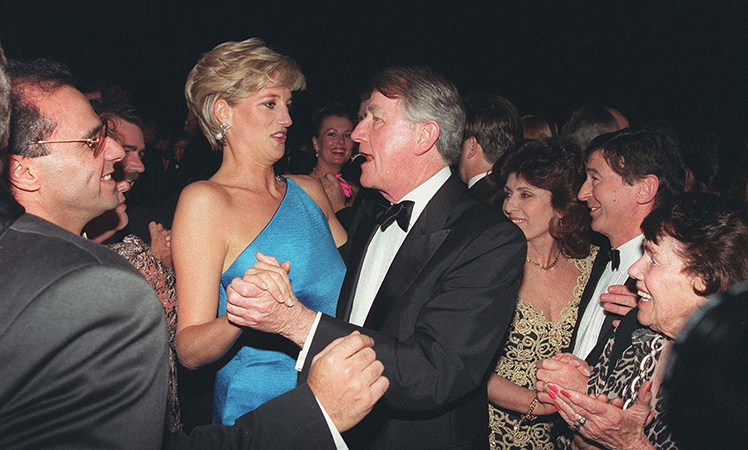 Wran dancing with Princess Di at the Victor Chang Cardiac Research Institute dinner.
