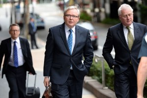 Kevin Rudd arrives at the Royal Commission.
