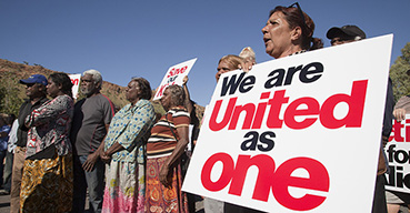 Northern Territory Independent MP Alison Anderson (right) rallies with Yuendumu protestors outside the Parlimentary Legislative Assembly, in March 2011.