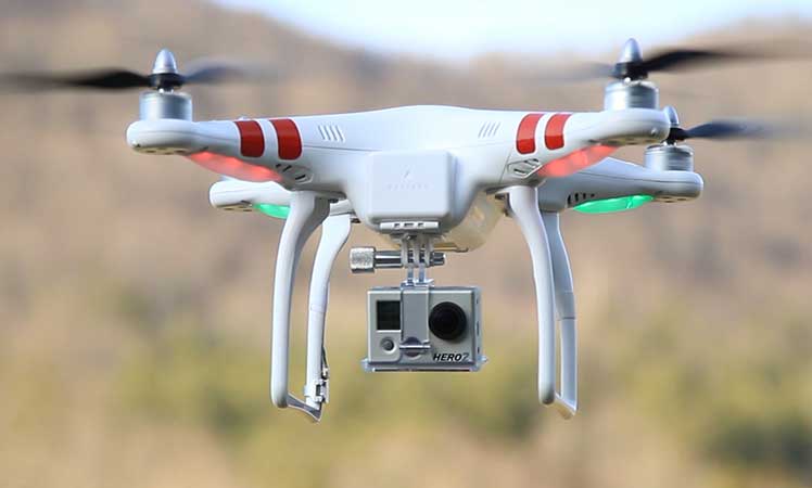 DJI-Phantom-with-GoPro-HERO-HD2