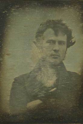 Robert-Cornelius-selfie