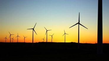 Development of AGL's Silverton Wind Farm development remains stalled as uncertainty around the Renewable Energy Target remains.