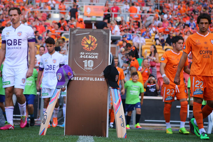 Brisbane Roar and Perth Glory join in the #putoutyourbats campaign. Photo: Getty