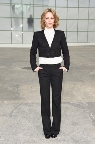 Vanessa Paradis went so far as to prominently buck the midriff trend. Photo: Getty