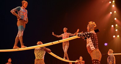 cirque-du-soleil-tight-rope