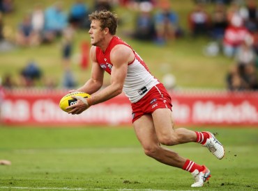 AFL NAB Challenge Fremantle and Sydney 