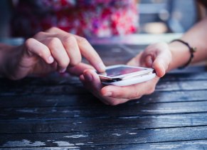 smartphone-310515-newdaily