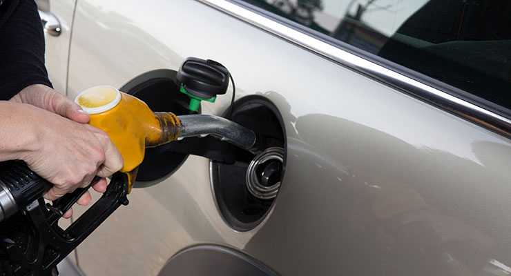 new-daily-160615-petrol-pump