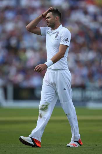 In a worry for England, James Anderson left the field with a side strain in the final session. Photo: Getty