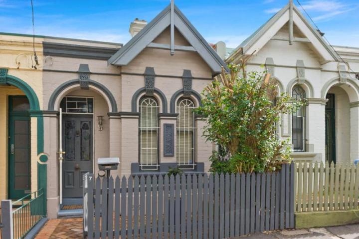 7-Angel-Street-Newtown-NSW-2042-Real-Estate-photo-1-large-9406066