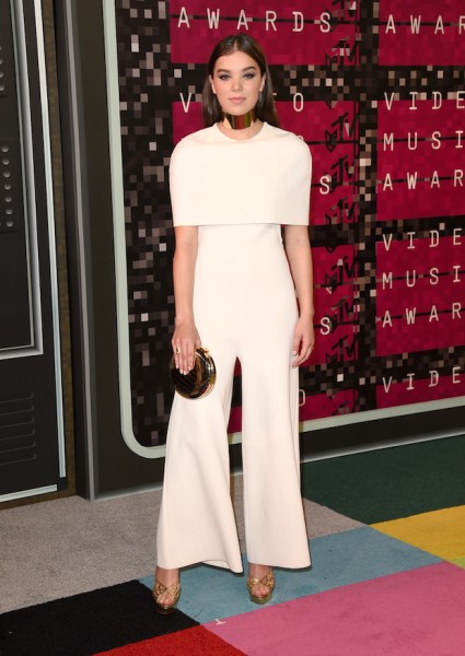 Singer/actress Hailee Steinfeld may struggle to move her arms.