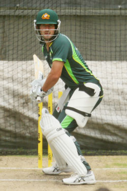 Burns in the nets before last year's Boxing Day Test. Photo: Getty