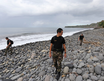 MH370 debris search