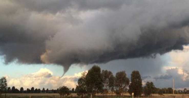 A "mini tornado" hit Dubbo in western NSW on Monday.