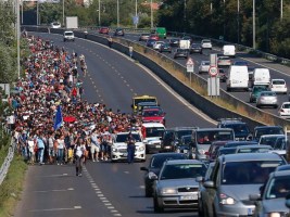 borders 6751962-3x2-700x467-1