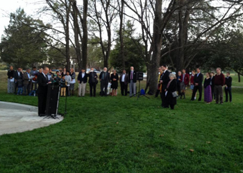 Families gathered at the new War Correspondents Memorial in Canberra. Photo: ABC / Twitter