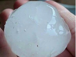 Bris hail CTMWiDmUcAAJGAY