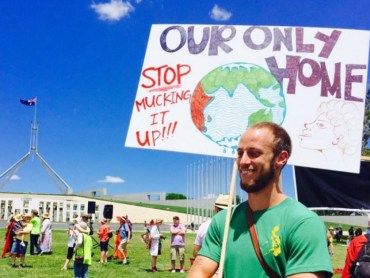 A protester makes his feelings clear outside Parliament.