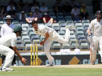Mitchell Stark has slowly warmed up to the pink ball. Photo: AAP