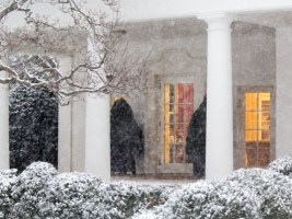 Obama in Oval office