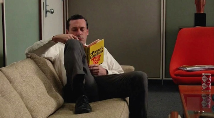 don-draper-reading-portnoys-complaint-on-mad-men