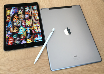 The new iPad Pro returns to its original size. Photo: Mark Gambino