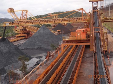 Mining debts could be a problem. Photot:AAP
