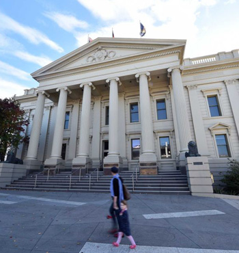 Geelong councillors will remain in their jobs until the bill is dealt with in parliament.
