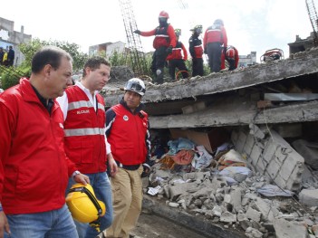 Major of Quito Mauricio Rodas (C) evaluates the damages after a 7.8 magnitude earthquake in Quito.