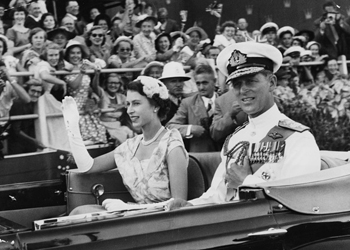 queen australia 1954