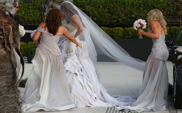 Rebecca Judd arrives at her wedding to Chris Judd, wearing Australian designer J'Aton Couture. Photo: Getty