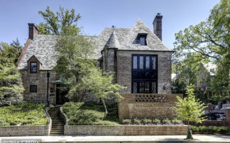 The new address puts the Obamas in Washington's more expensive post code. Photo: Getty