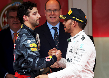 daniel ricciardo lewis hamilton