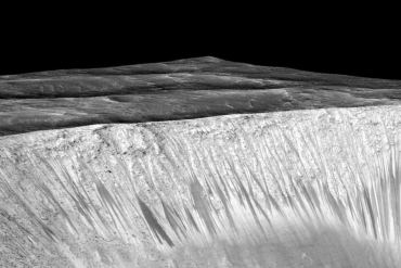NASA/JPL/University of Arizona