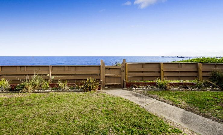 aspendale beachfront property