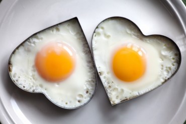 Aussies love breakfast out. Photo:AAP 