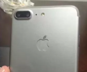 The dual camera on the iPhone 7 Plus. Photo: Weibo 