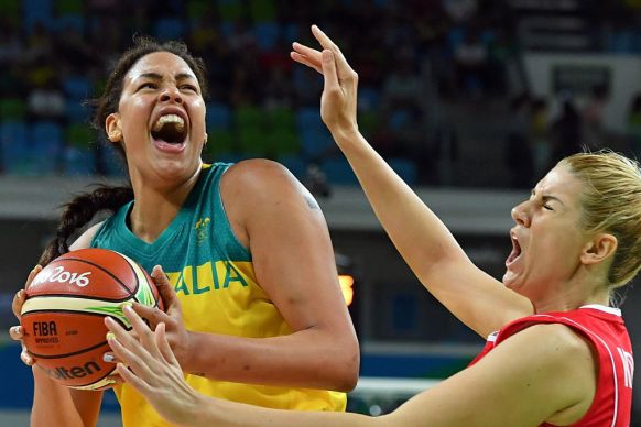 Liz Cambage tried her heart out but she finished the game in tears.