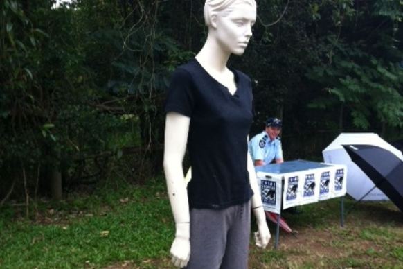 Police set up a mannequin at Brookfield, wearing clothing similar to what Allison Baden-Clay was last seen in.