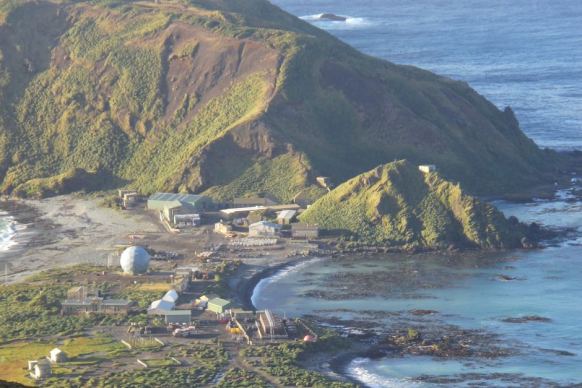 base-on-macquarie-island