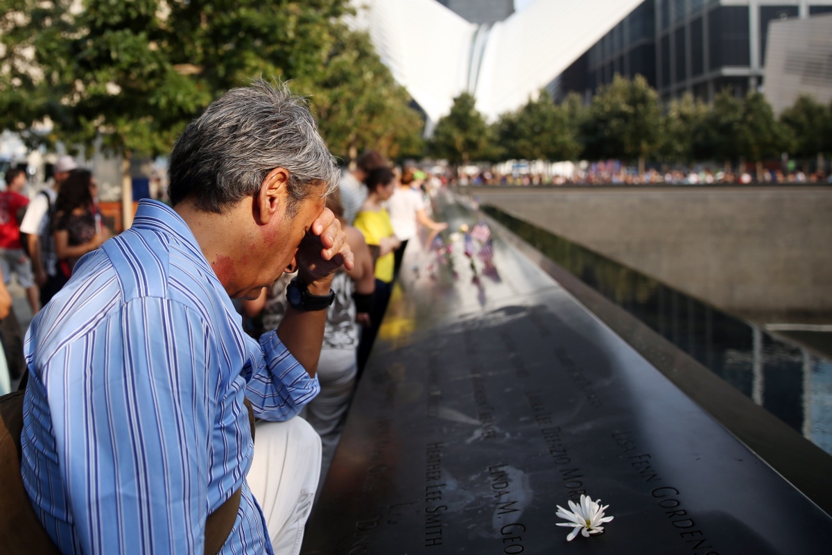 visitors 9/11 memorial new york