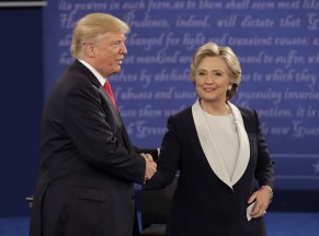 Trump Clinton battlegroundsa