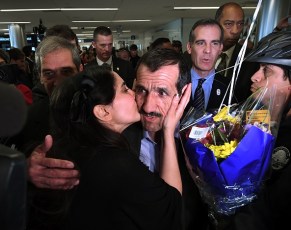 Ali Vayeghan arrives after travel ban reversed