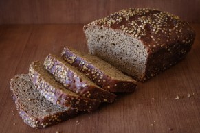 Here's an excuse to eat more carbs, but only if they're whole grains.