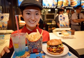 McDonald's table service