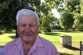 Bill McDonald went to Mullengandra Public in the 1930s and his children also went to the school. ABC News: Sarah Gerathy