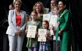 MP Tanya Plibersek and Mayor of Sydney Clover Moore with new citizens