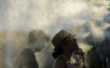 Tennis fans cool off during a heat wave