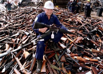 AUSTRALIA-US-SHOOTING-GUNS-FILES